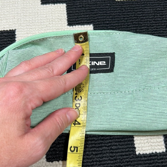 DAKINE, accessory case, zipper pouch!! - Picture 12 of 12